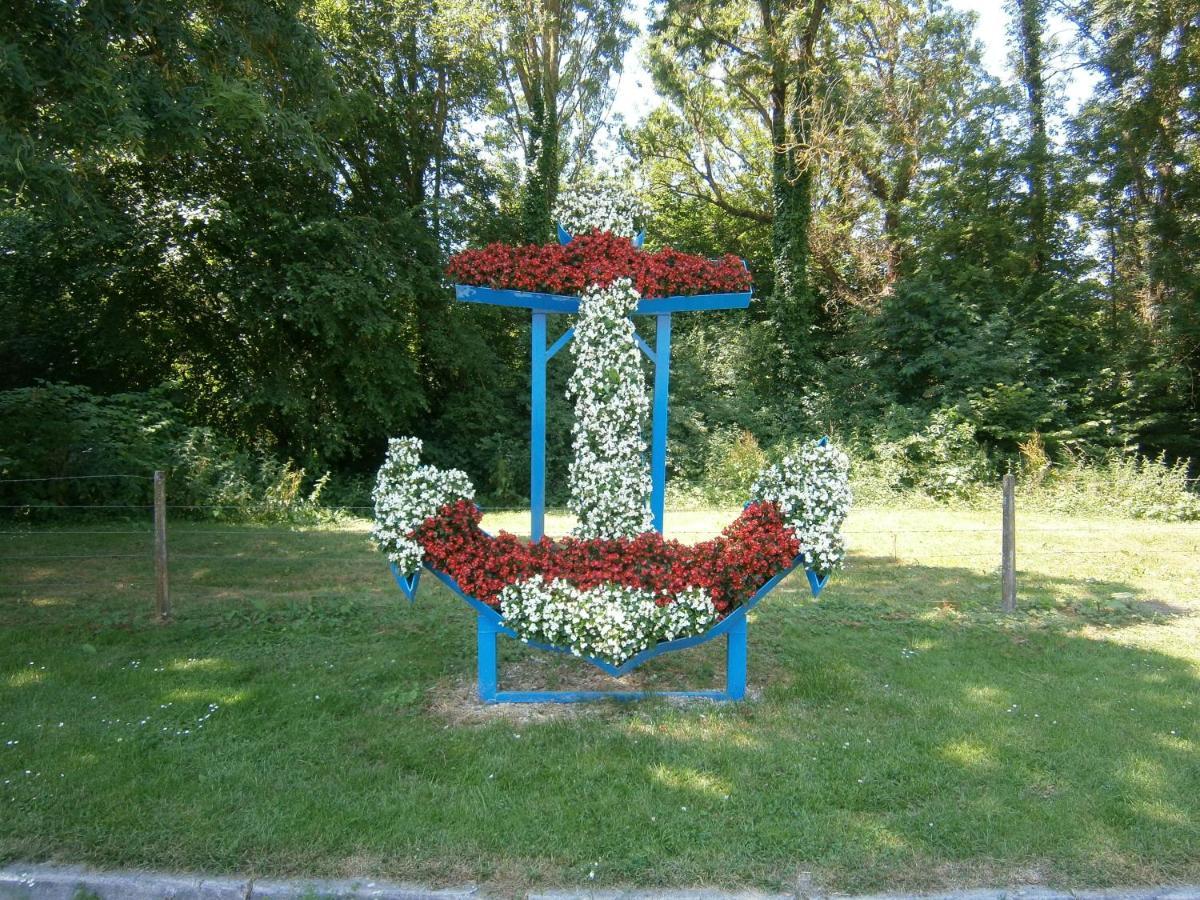 Aux Sources De L'Ancre Bed & Breakfast Miraumont Exterior foto